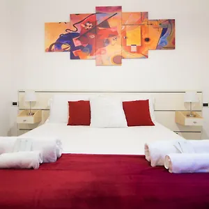 https://light-house-apartment.emilia-romagnahotels.net